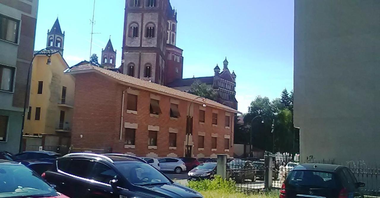 Edoardoapartments1 Верчеллі Екстер'єр фото