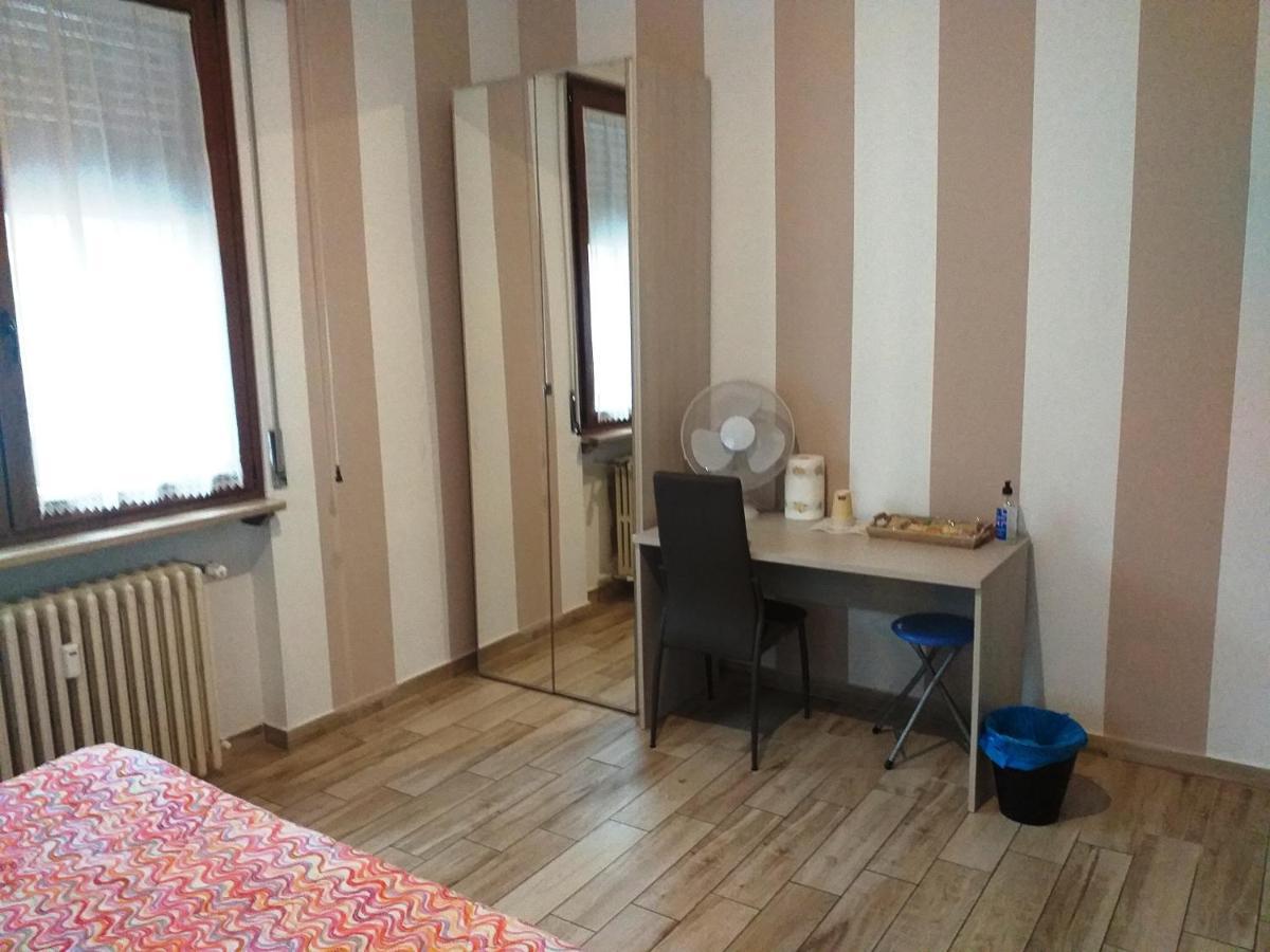 Edoardoapartments1 Верчеллі Екстер'єр фото